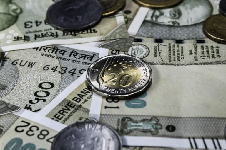 MANTRA token sinks 18% to record low amid blockchain halt