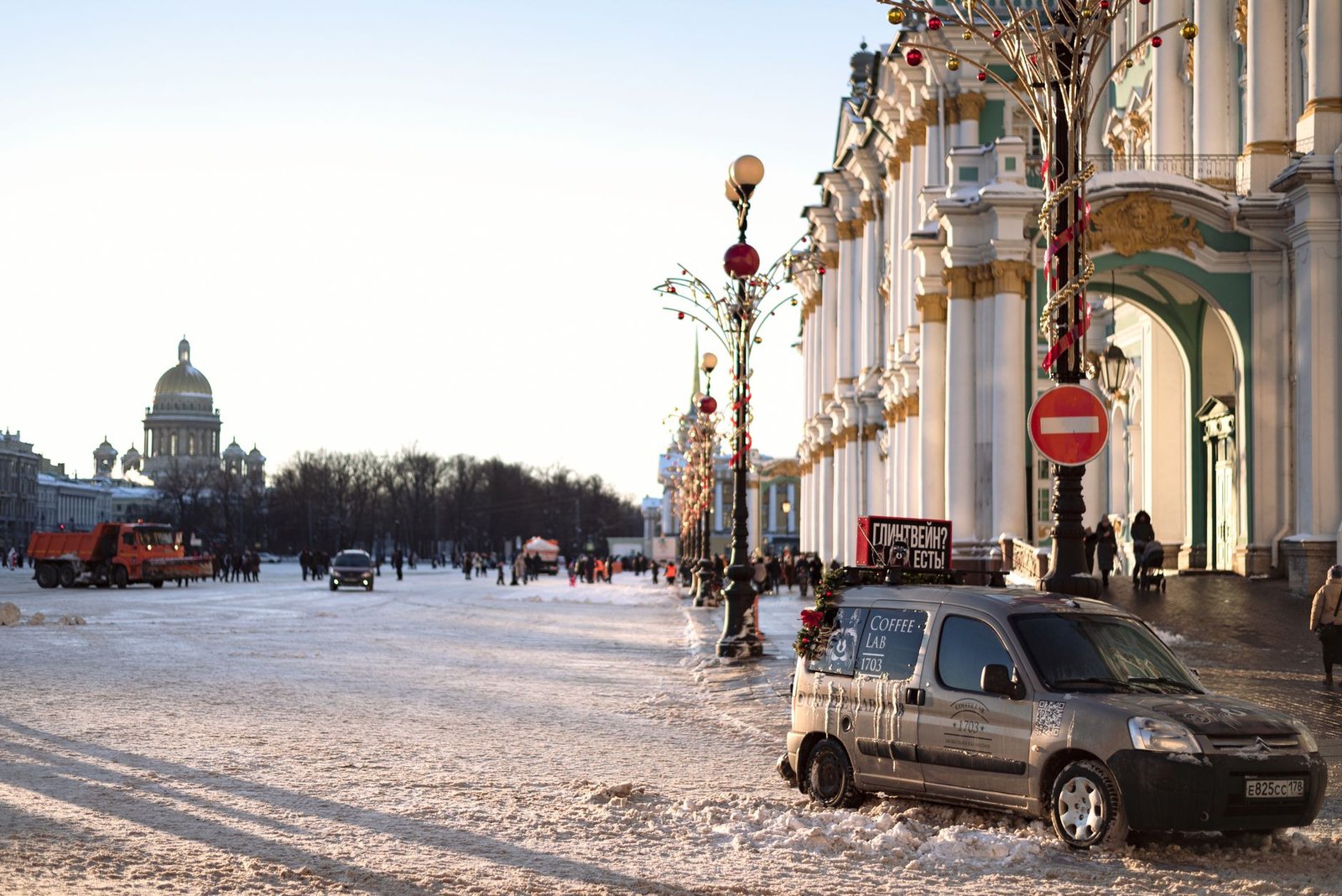 Russian president signs crypto law, core rules take effect in 2026