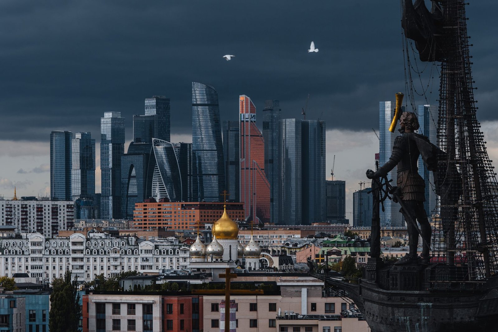 Moscow Bitcoin Mining Ban Hits Data Centers Until 2032