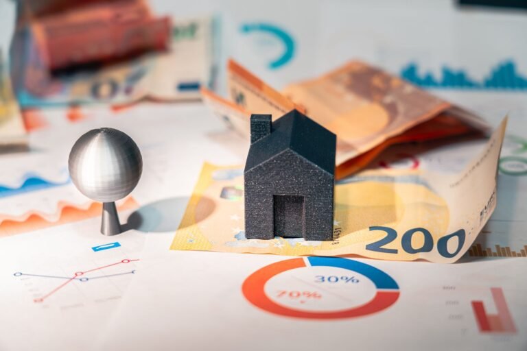 Ethena Plans Equity-Perpetual Basis Trades for USDe Backing