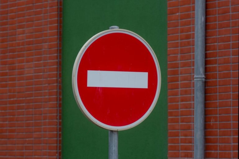 EU Empowers Regulators to Block Third-Country Crypto Platforms