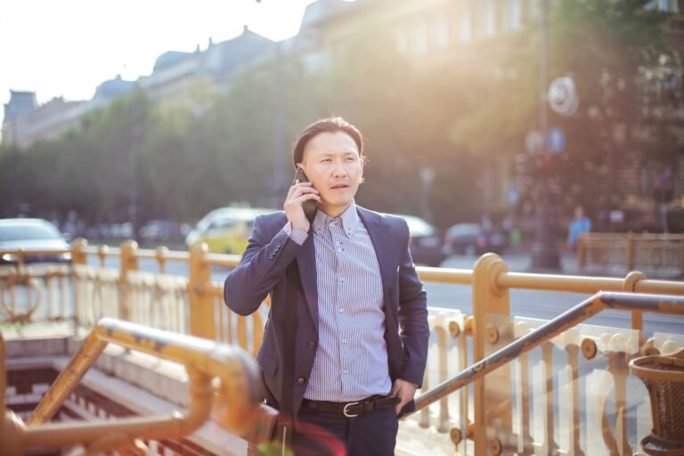 Robert Kiyosaki Calls Expanded Treasury Buybacks QE, Backs Bitcoin