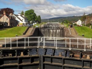 Moonwell Locks Base Borrowing After $8.7M MAMO Attack