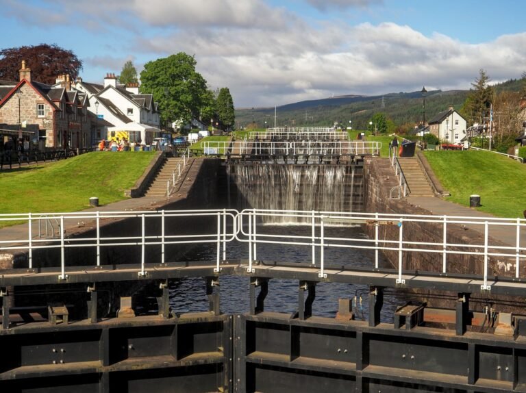 Moonwell Locks Base Borrowing After $8.7M MAMO Attack