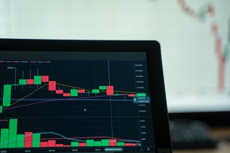Bitcoin begins volatile monthly close as US bond yields eye new 20-year high