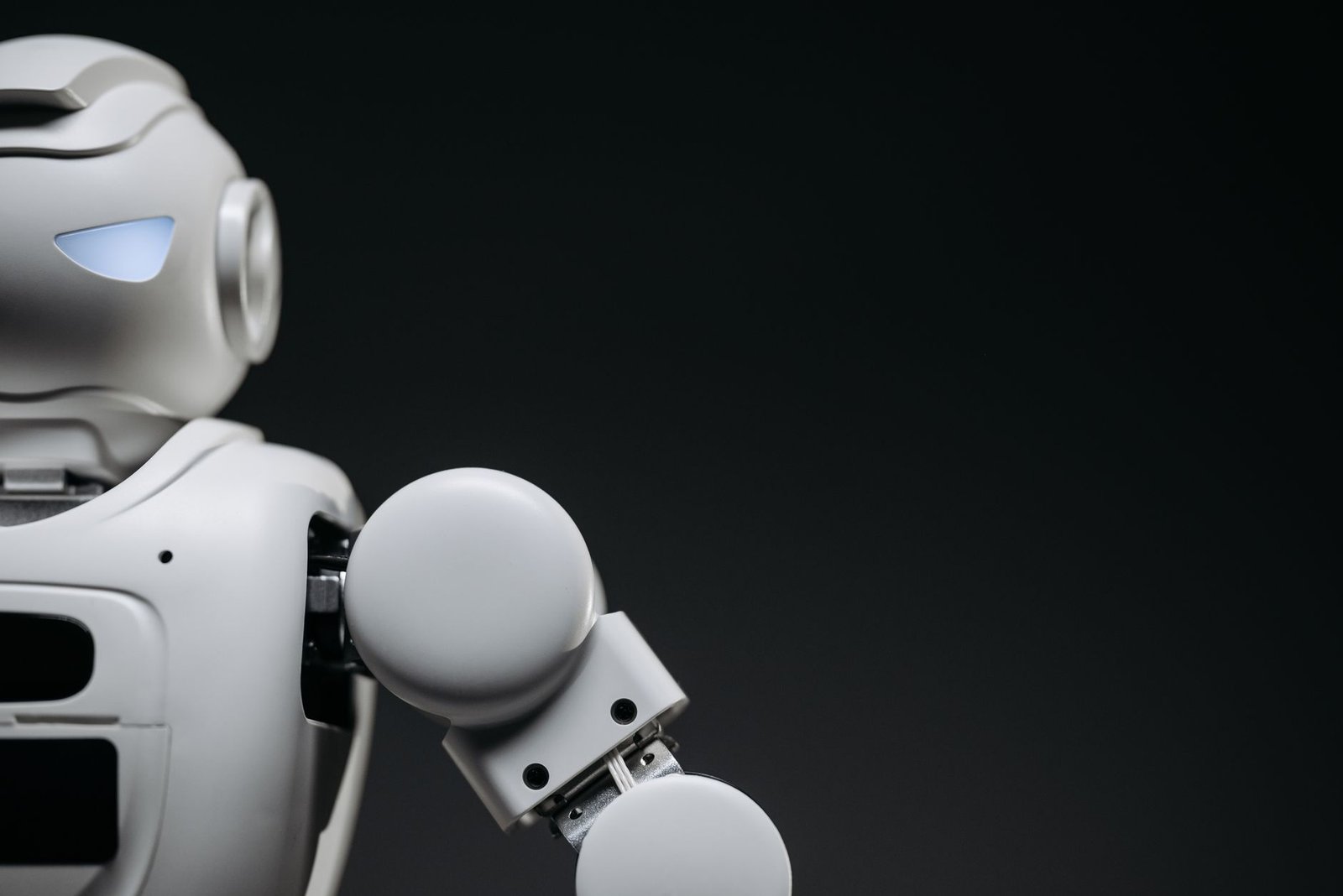 Tether Pushes Into Artificial Intelligence as User Base Tops 650M