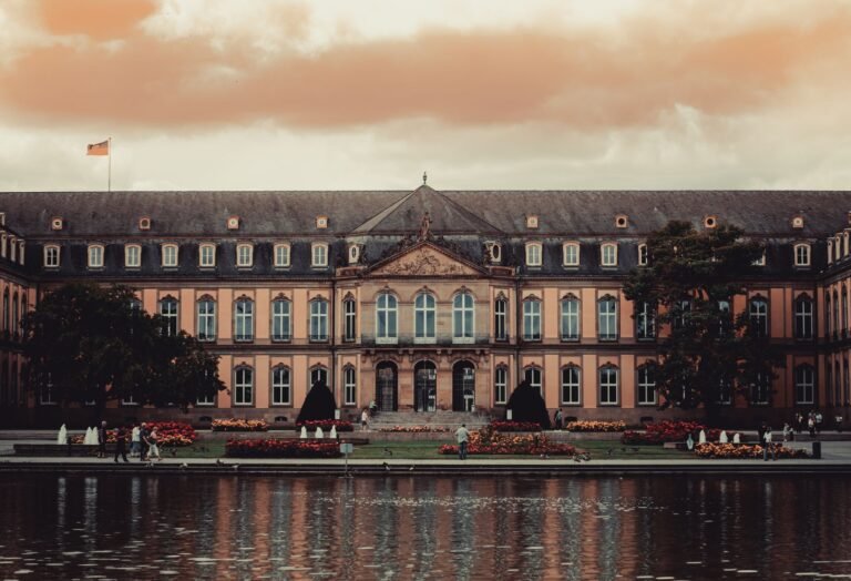 Luxembourg Expands FIU Alerts to Crypto Exchanges