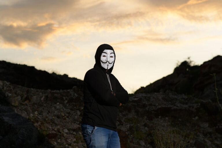 Liquid Hackers Return 3,400 BTC, Keep $47M as Network Stays Frozen