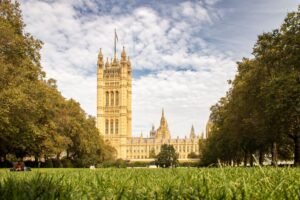 UK Lords Defeat Government 194-138 Over Crypto Strategy