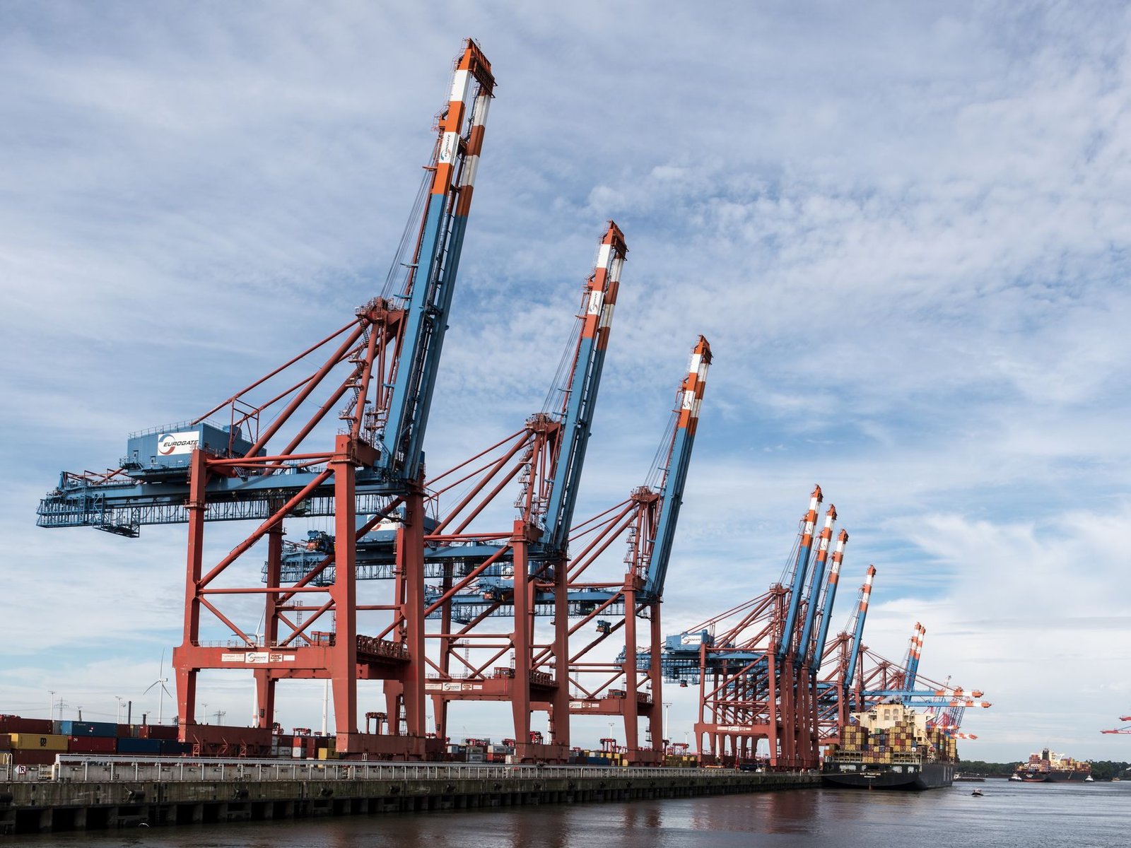 Trading Terminals Post First $1 Billion Day Since January 2025