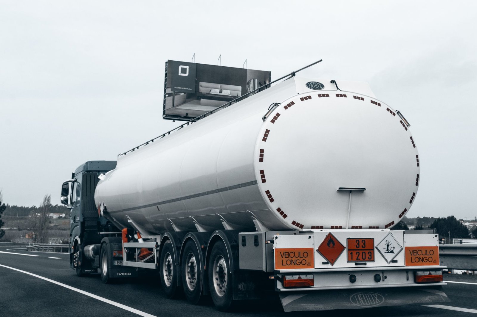 U.S. diesel prices hit record high as bitcoin and gold struggle