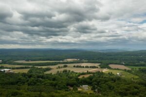 French Hill Eyes Bipartisan Path for Clarity Act Ahead of September Vote