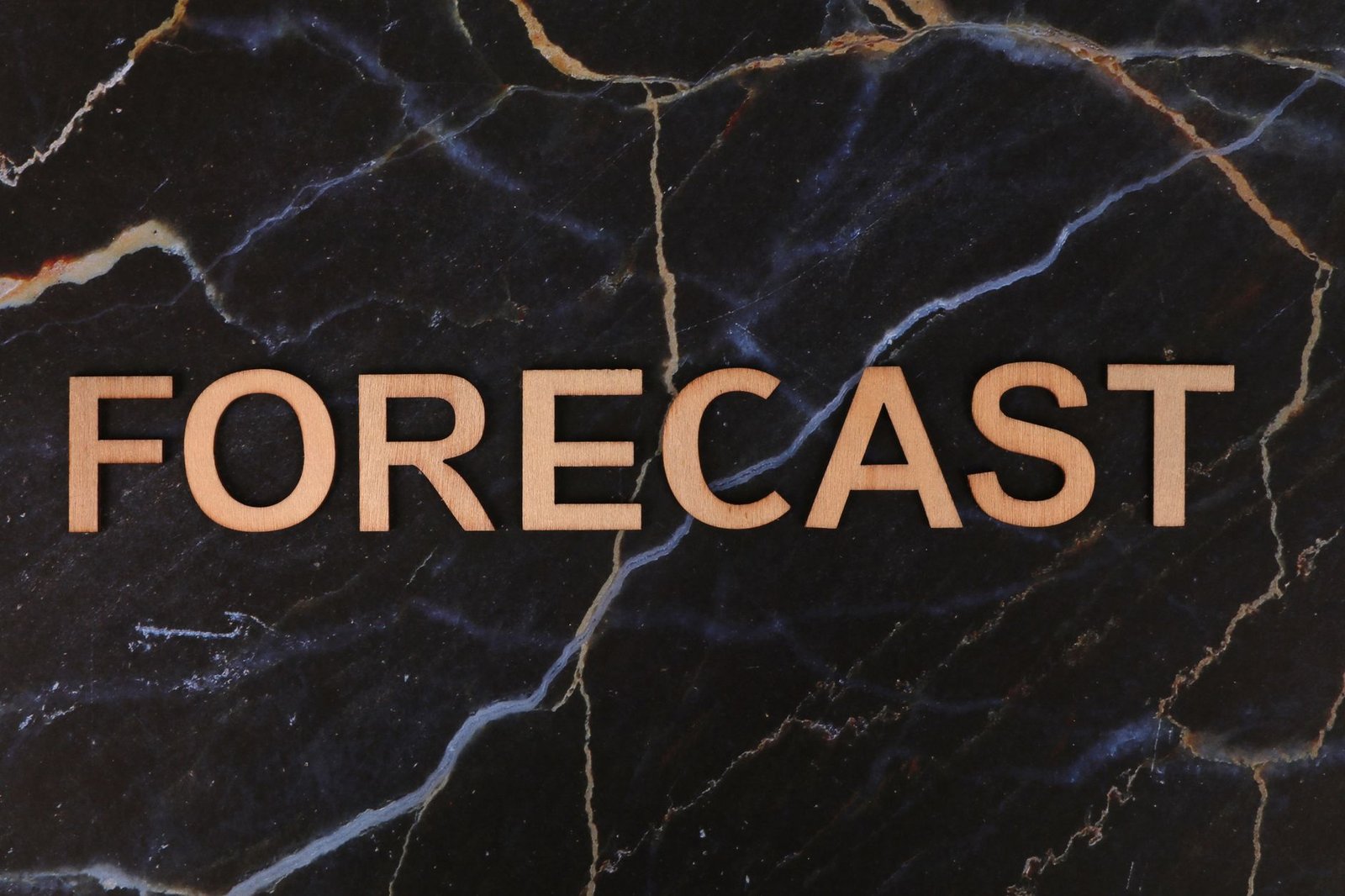 Standard Chartered Forecasts $10 ARB as Arbitrum Revenue Grows