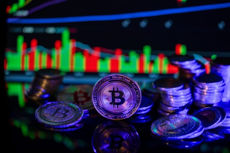 Bitcoin Price Teeters Near $80K as Momentum Starts to Crack