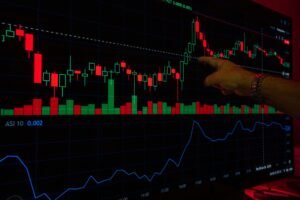Bitcoin Price Predictions Pit $400K Bulls Against $10K Bears