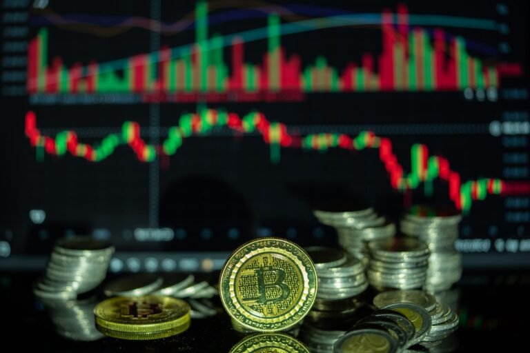 Bitcoin Price Retreats From September Highs With $82.8K in the Crosshairs