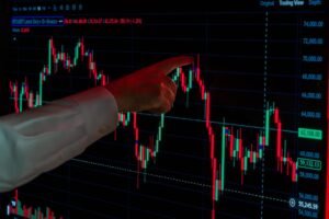 Bitcoin Price Near $84K as Macro Pressures Weigh on Sentiment