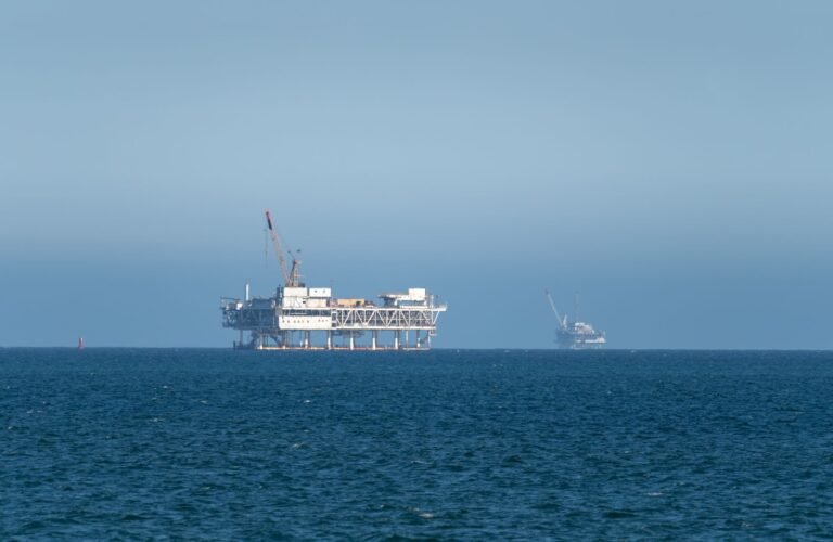 Why banks and offshore hubs like Dubai are winners of the Senate killing the Clarity Act