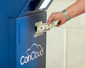 Coinbase users can now borrow USDC against bitcoin at a fixed rate