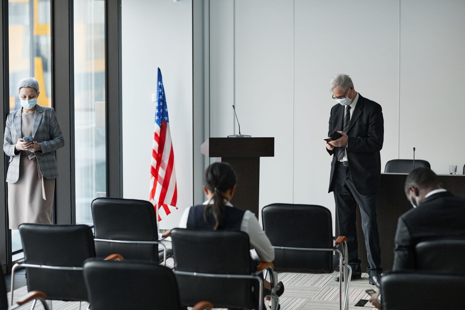 SEC and CFTC Chairmen Say They Will Write Crypto Rules Without CLARITY Act