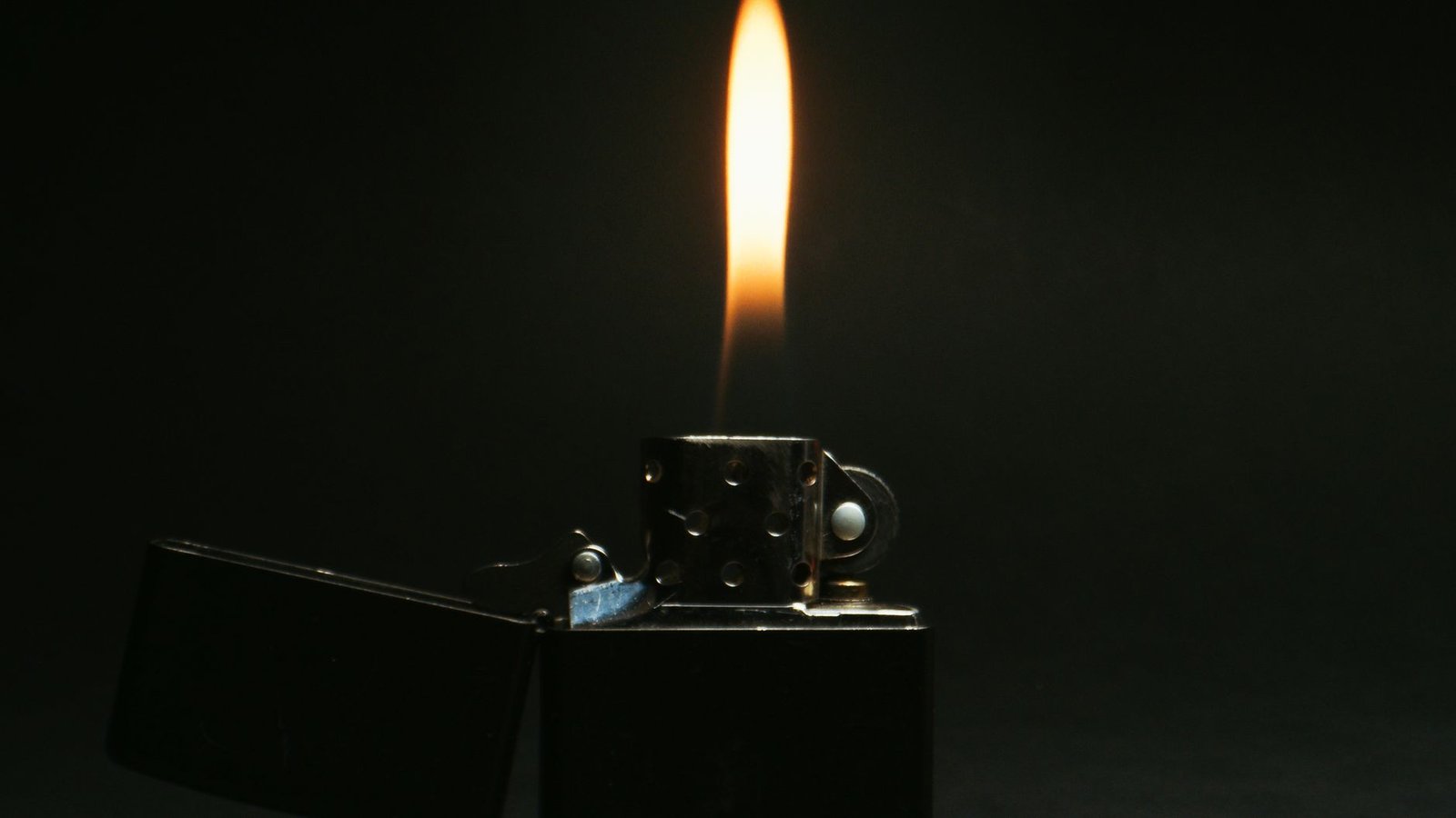 Lighter Token Drops After Robinhood Perps Plan