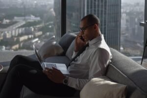 Banker Turned on Clients, Routing $932K to Coinbase for $1K+