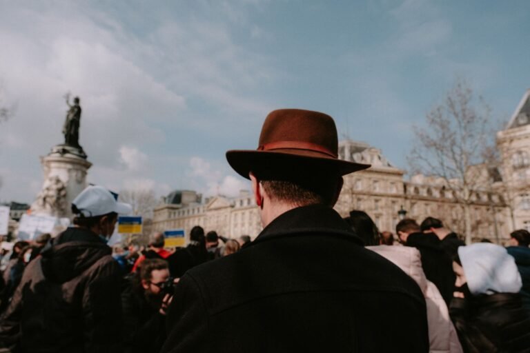 French Assembly Narrowly Adopts Stablecoin Swap Tax Proposal