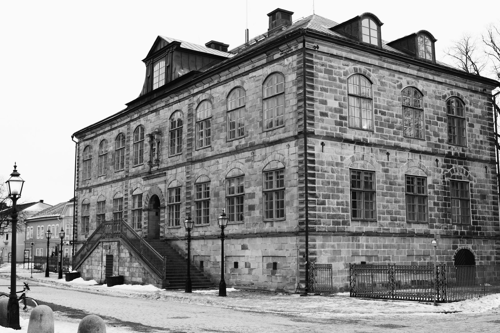 Sweden’s central bank revives e-krona debate as stablecoins and digital euro loom