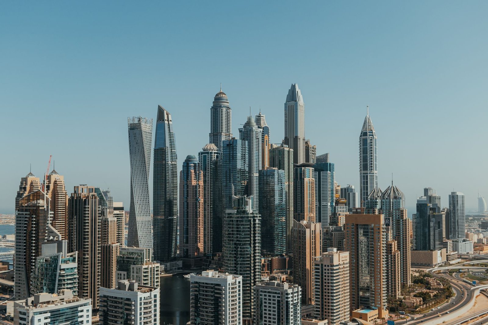 Robinhood Wins Dubai License to Bring Bitcoin and Stock Trading to the Middle East in 2027