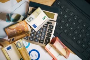 France advances stablecoin tax, eyes self-custodial wallets and exit tax proposals