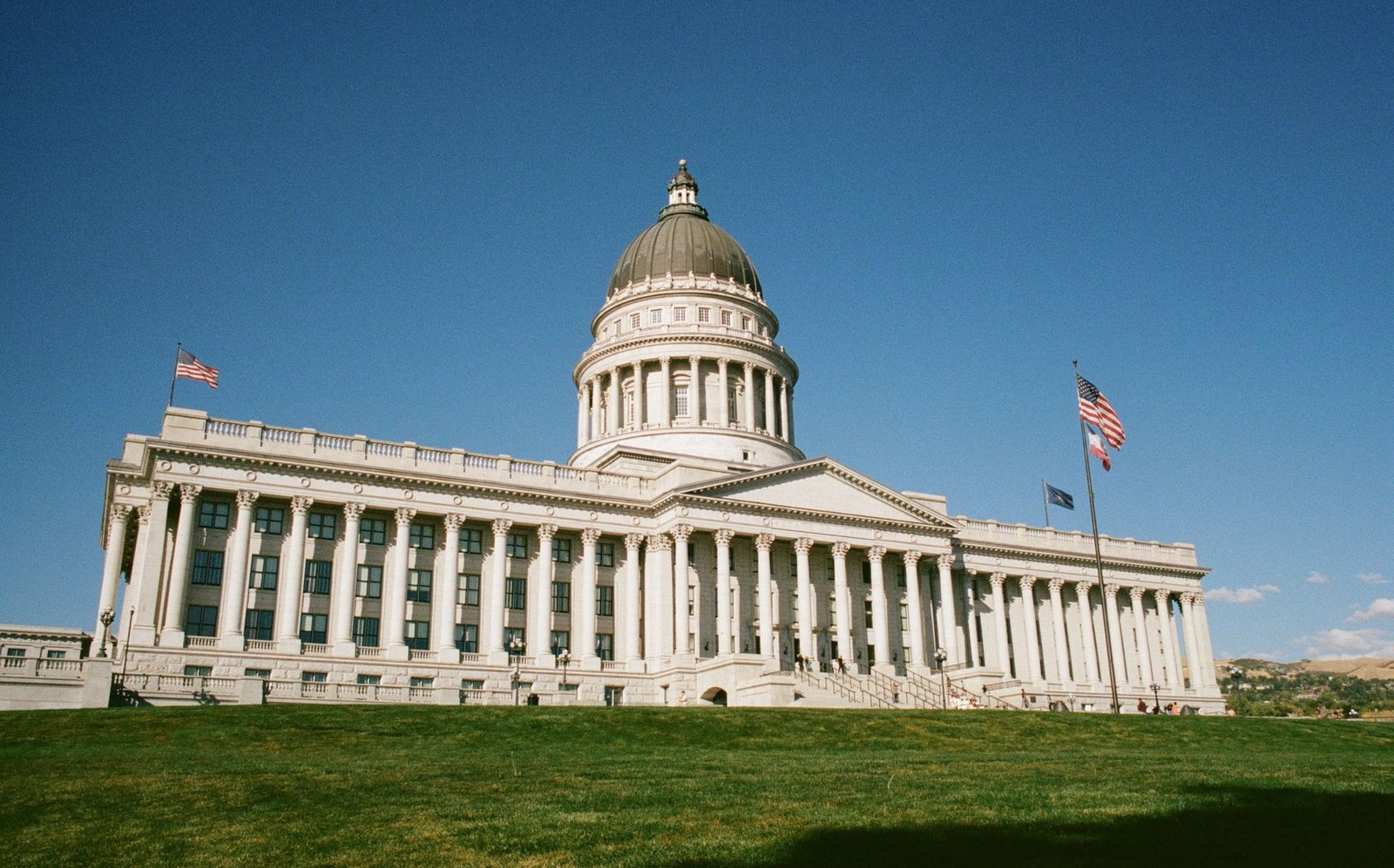 U.S. agency hits Utah with lawsuit to shield Kalshi's ability to offer betting there