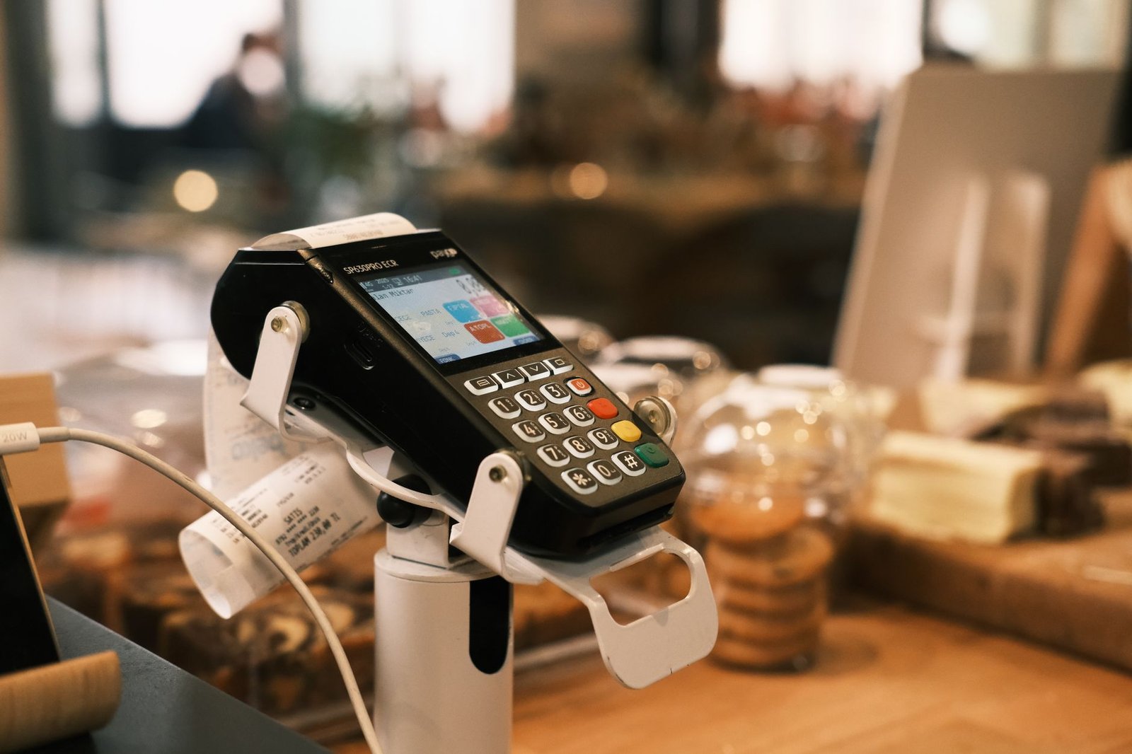Kinetiq Ends kPoints With Paid Claim as KNTQ Drops 23%