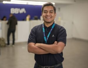 UK names 6 banks to lead first digitally native government bond