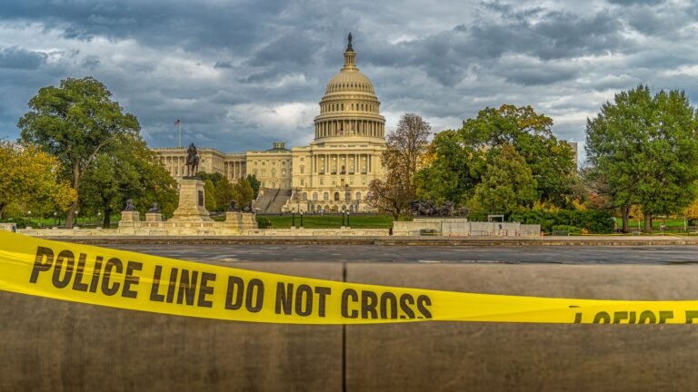 US senator probes Tether after reported deal with ex-Trump crypto adviser