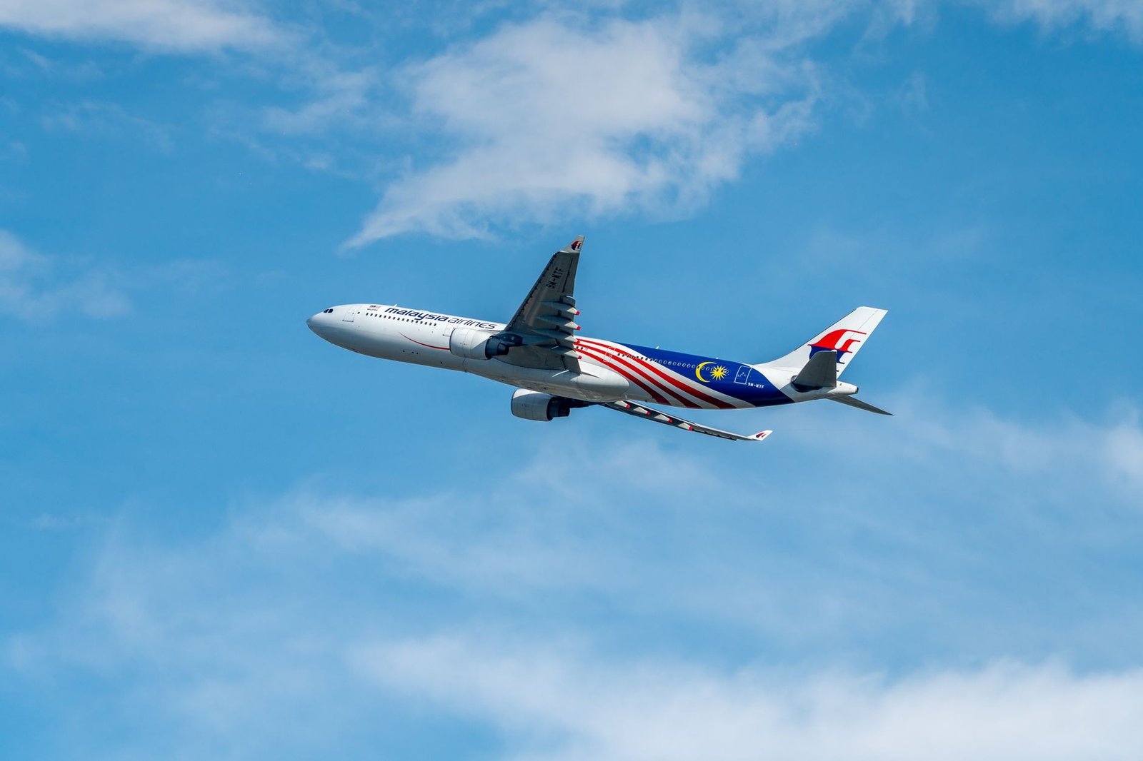 Aero Sets Oct. 21 Merger Launch and Token Conversion Terms