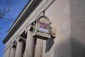 OCC calls on community banks to enter the stablecoin payments market