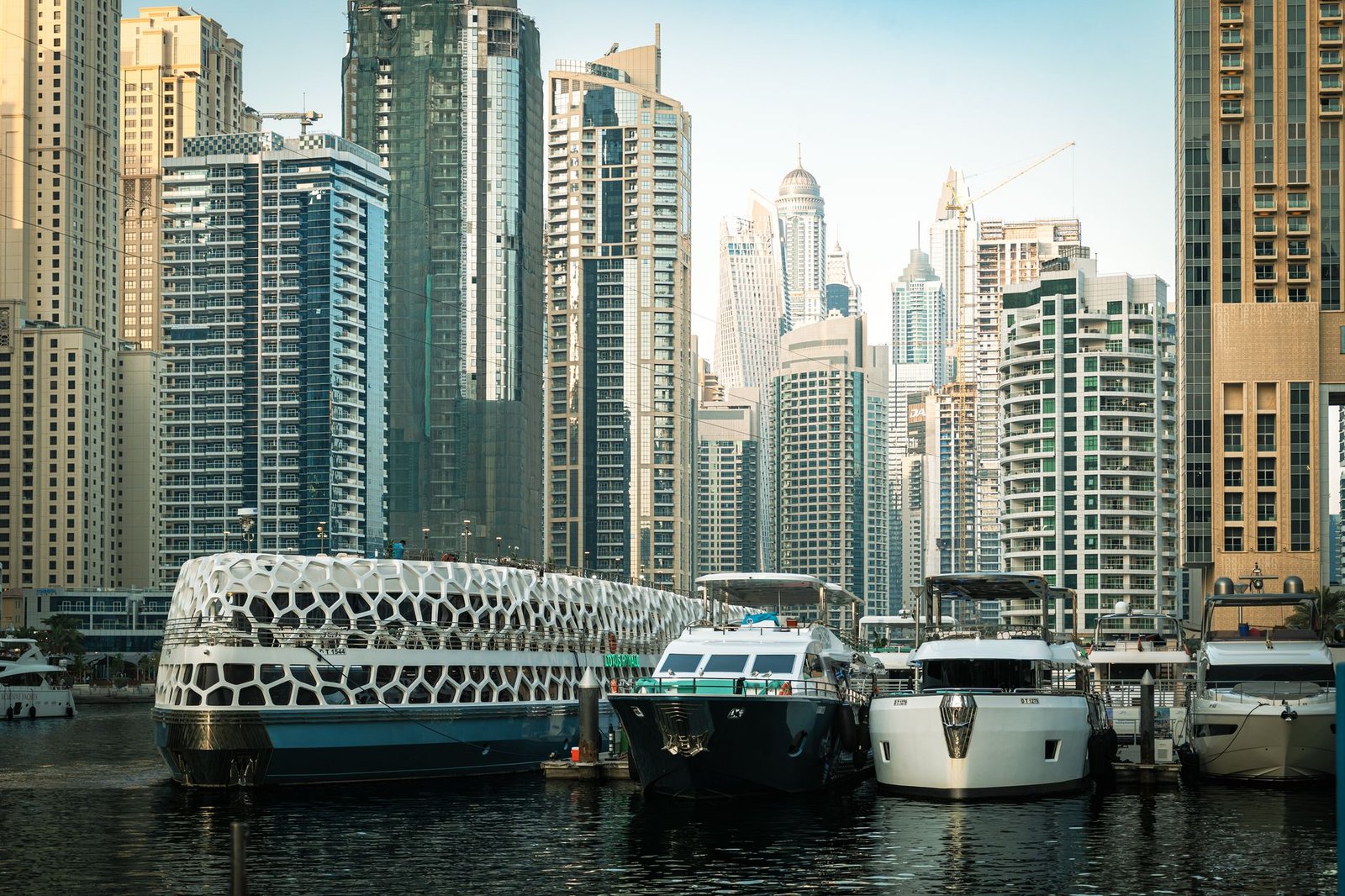 Kraken Plans UAE Launch After Securing Full Dubai License