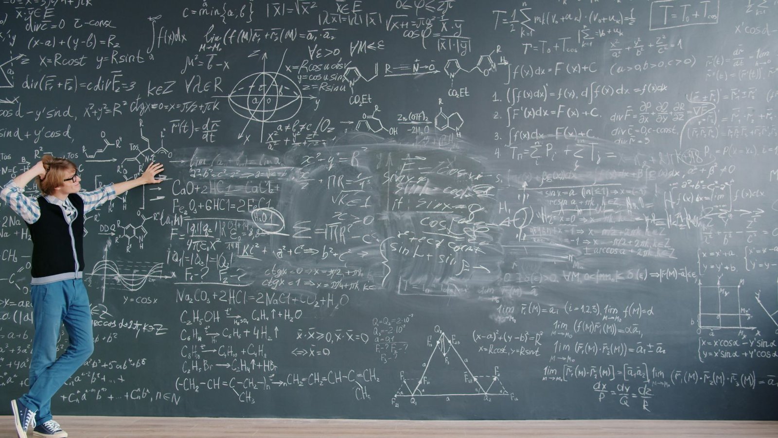 Leon Wankum: The Insane Math Behind Bitcoin Demonetizing Real Estate