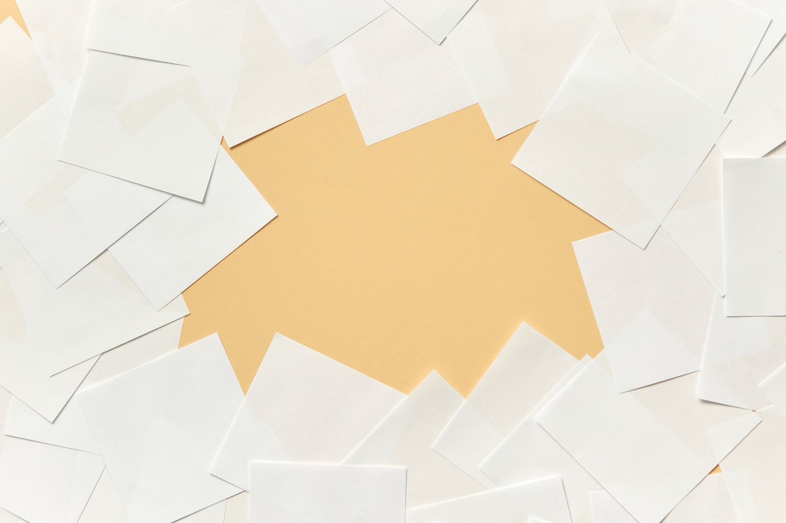 BIS Paper Shows Meme-Level Grasp of Bitcoin, But Agrees With Saylor on Key Point
