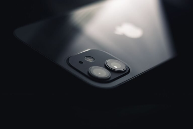A stolen iPhone, $14,000 in losses and London's crypto theft problem