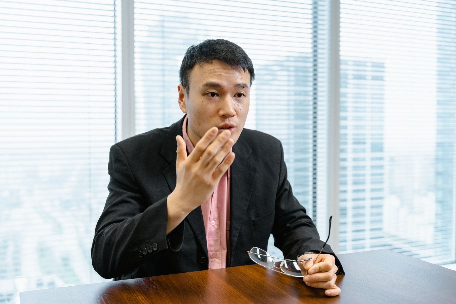 Tom Lee sees $2 trillion wealth transfer fueling crypto demand as Bitmine buys more ether
