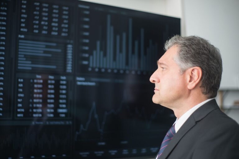 Strategy Slides 9.6% After MSCI Decision, Outpacing Bitcoin’s Drop