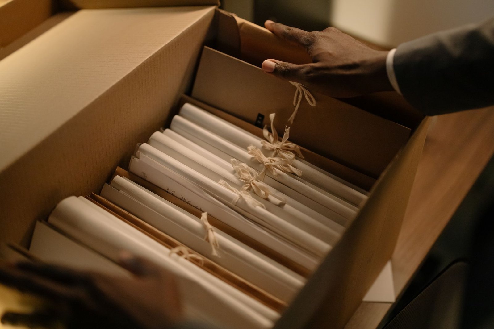 Nexus Mutual vs. Firelight: Who Files Claims and Gets Paid