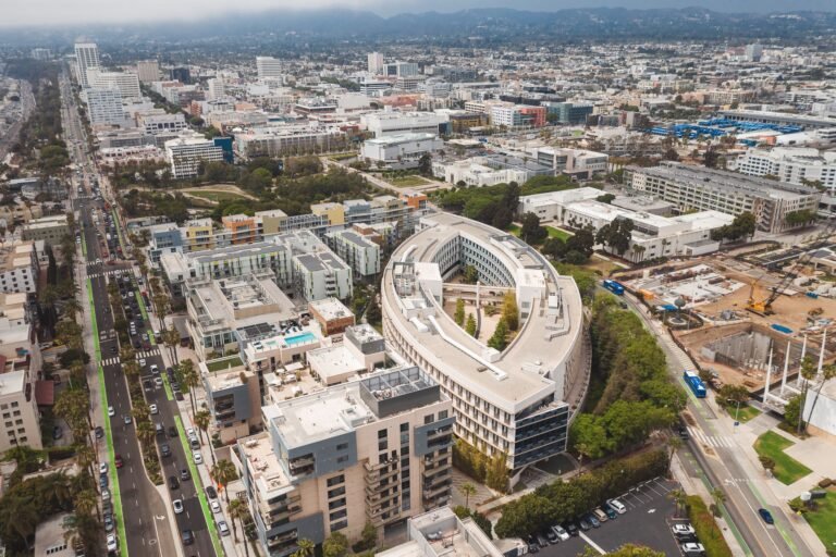 Calpers pulls back from big tech as AI jitters deepen neocloud sell-off