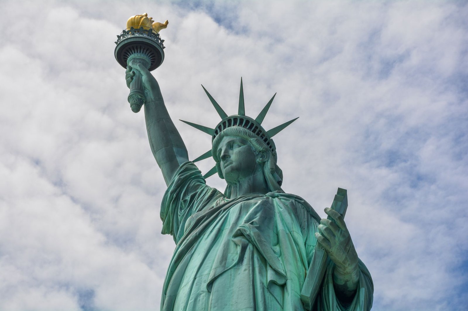 World Liberty’s USD1 stablecoin sheds $400M in market cap in two weeks