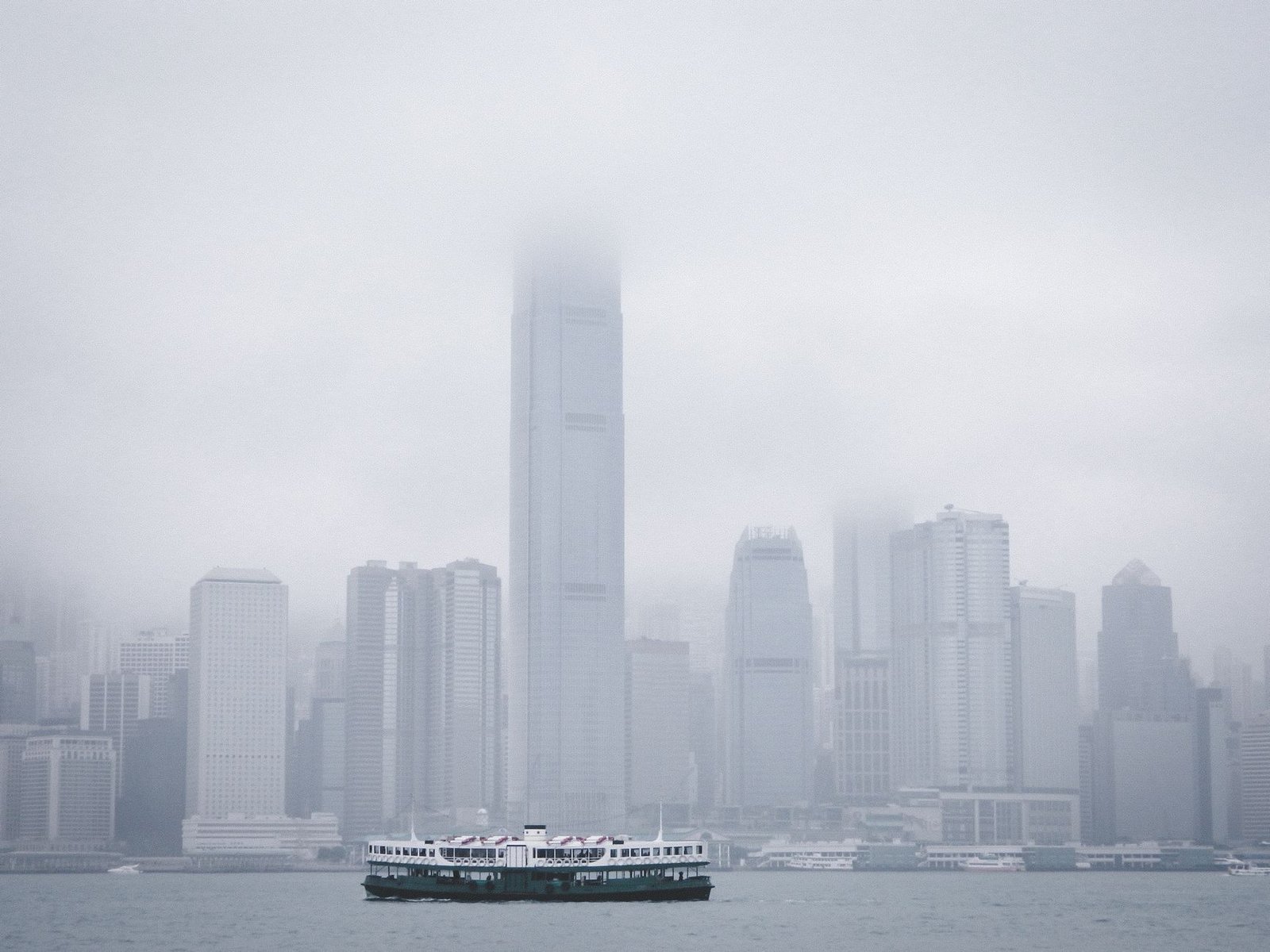 Pando Sets Oct. 13 Hong Kong Listing for Spot Solana ETF