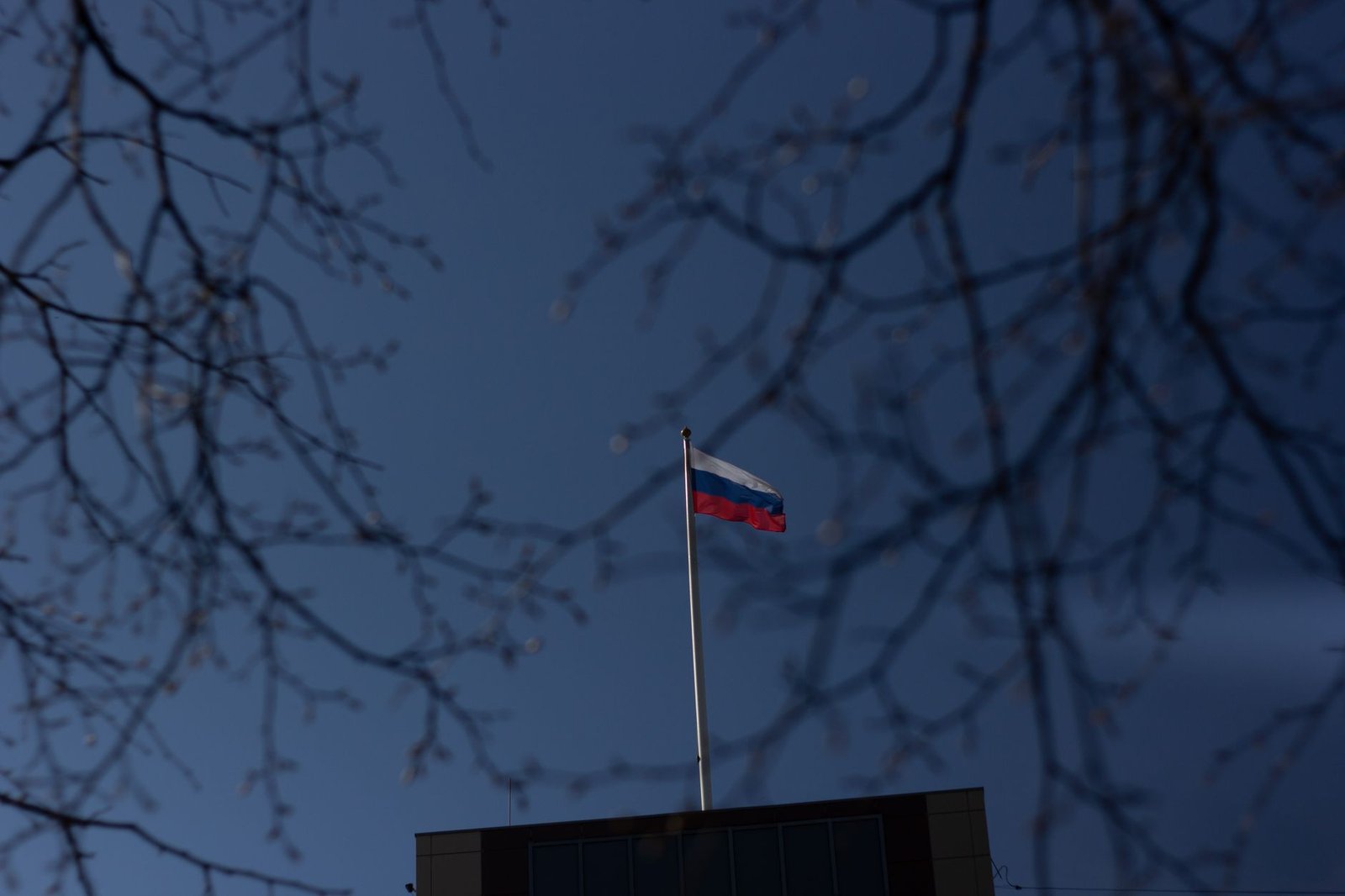 Russia Bars Self-Custody Withdrawals From Regulated Crypto Accounts